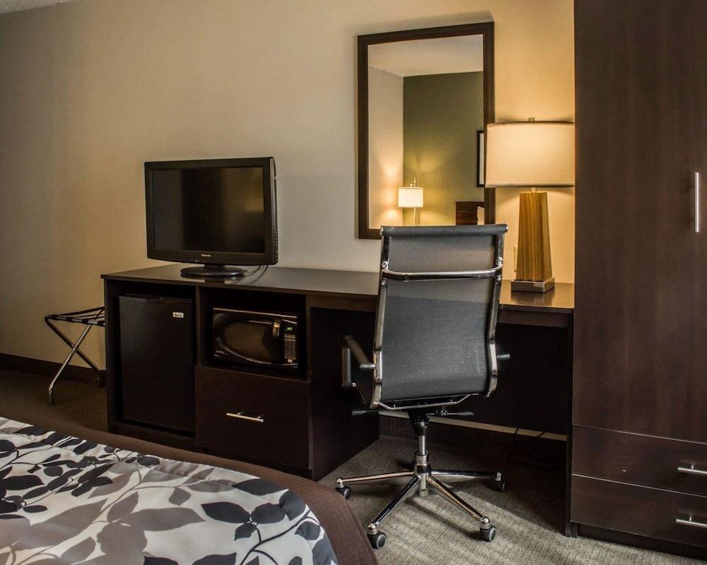 Sleep Inn Staunton Bagian luar foto