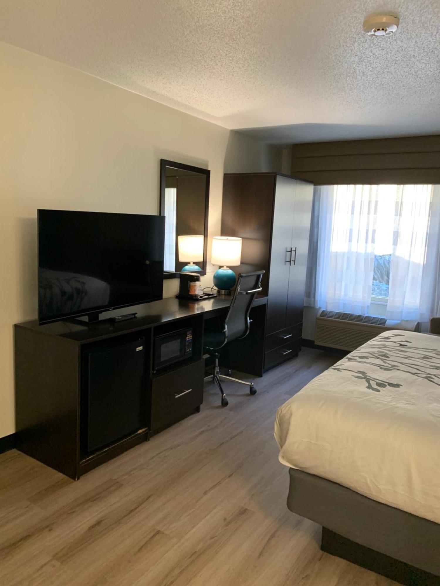 Sleep Inn Staunton Bagian luar foto