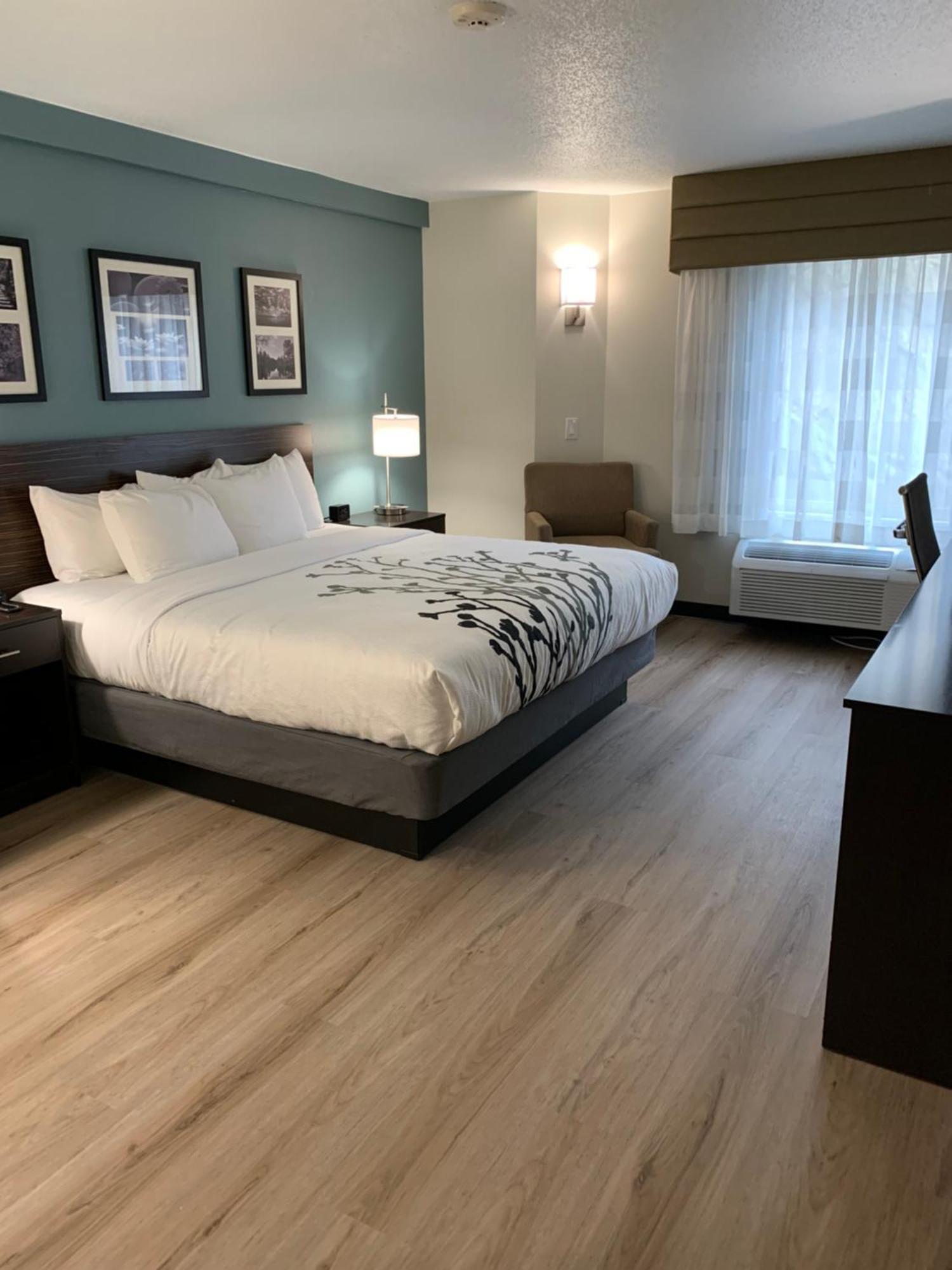 Sleep Inn Staunton Bagian luar foto